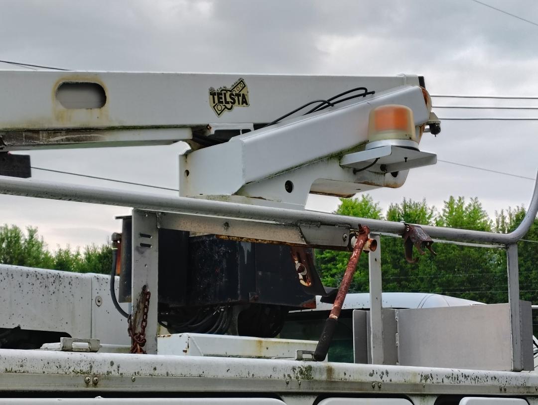 2001 CHEVROLET 3500 - Image 25